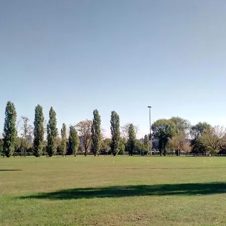 Risplendente * Milan